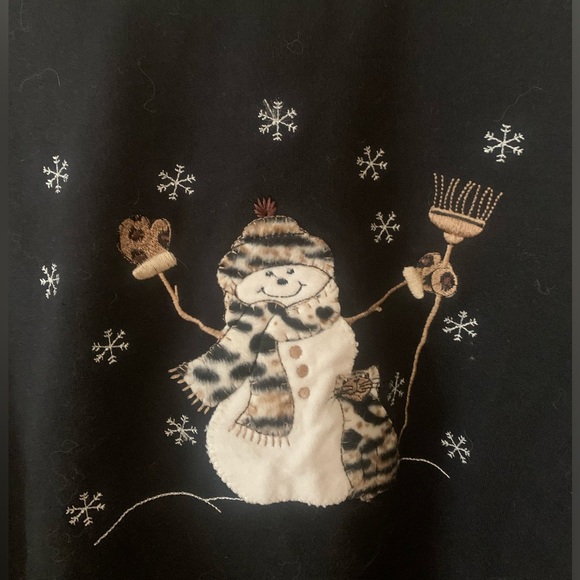 ☃️Snowman Sweatshirt w/kitty. Black/Leopard. Size L. Super cute. ☃️ - Picture 1 of 4